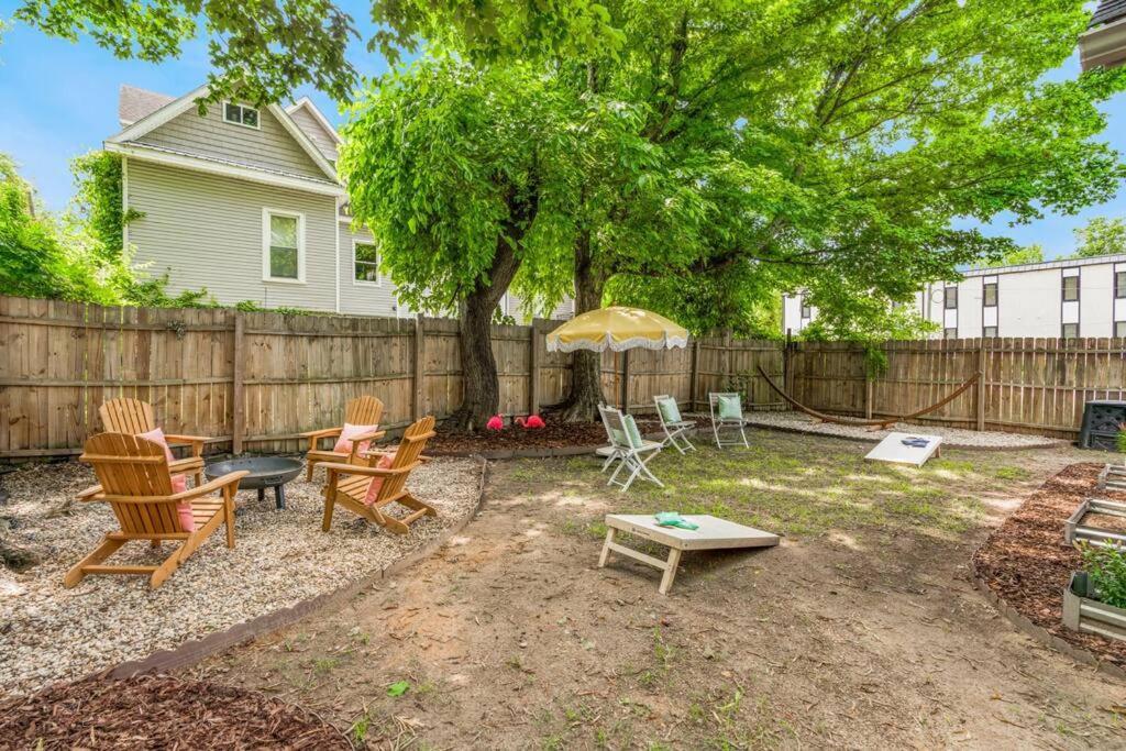 Bright + New - Fire Pit - Hammock - 3 Bd Villa Raleigh Exterior foto